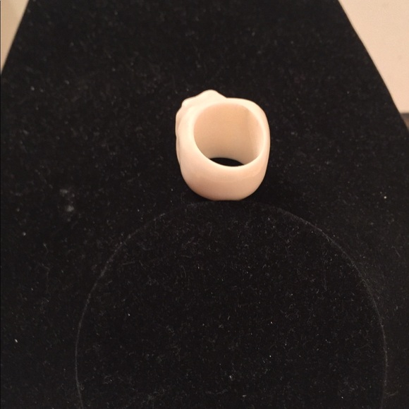 Buffalo Bone handcrafted Carved Goat Ring - Picture 4 of 7